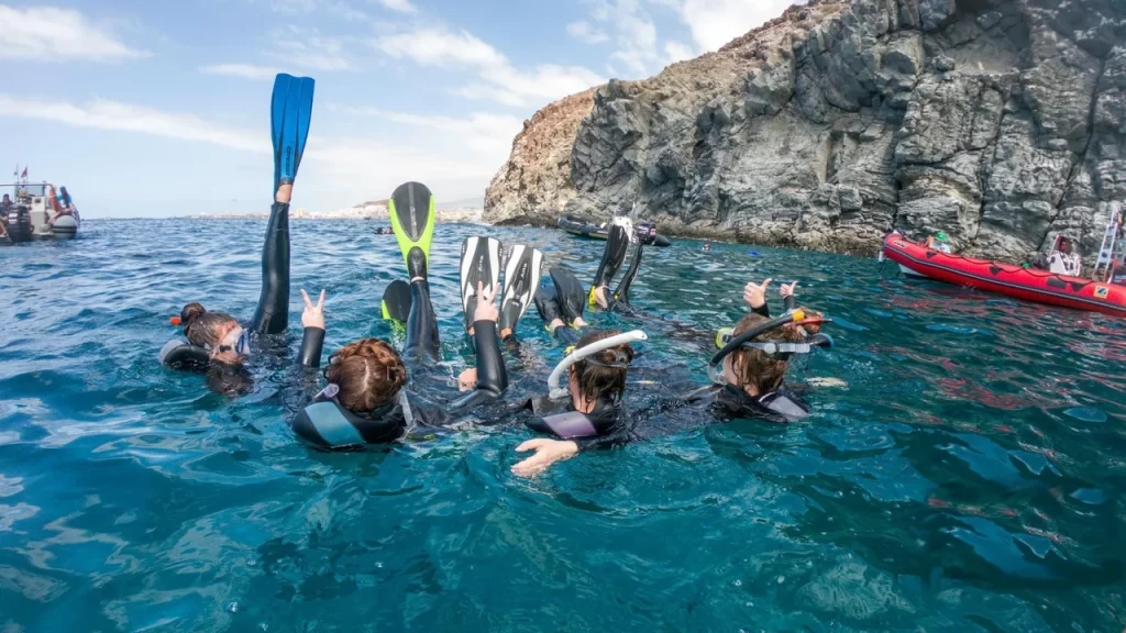 Natación y Snorkel en piscinas de Tenerife