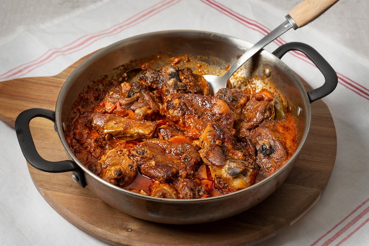 Carne de Cabra Compuesta Canaria, un plato lleno de historia y sabor