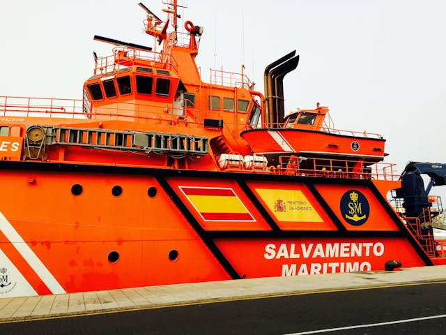 Cayuco rescatado con 235 personas en El Hierro.