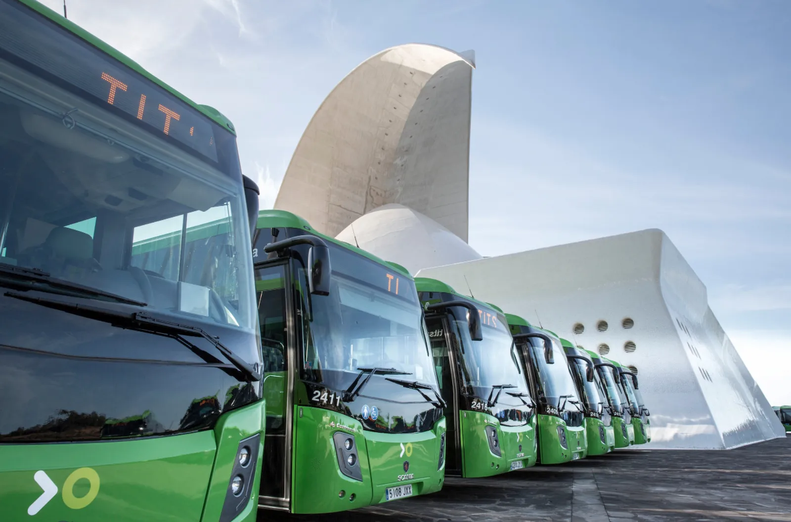 Canarias avanza hacia un bono único de transporte para moverse por todas las islas