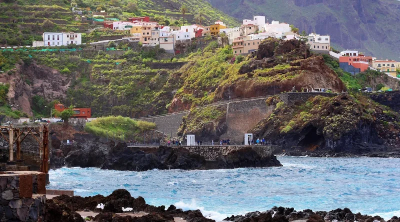 Piscina natural en la costa de Tenerife